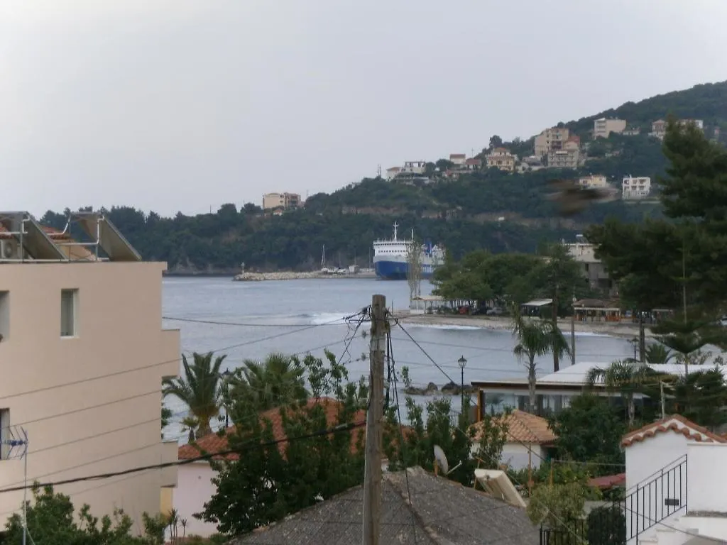 Petros Studios Poros  2*, Poros (Kefalonia)