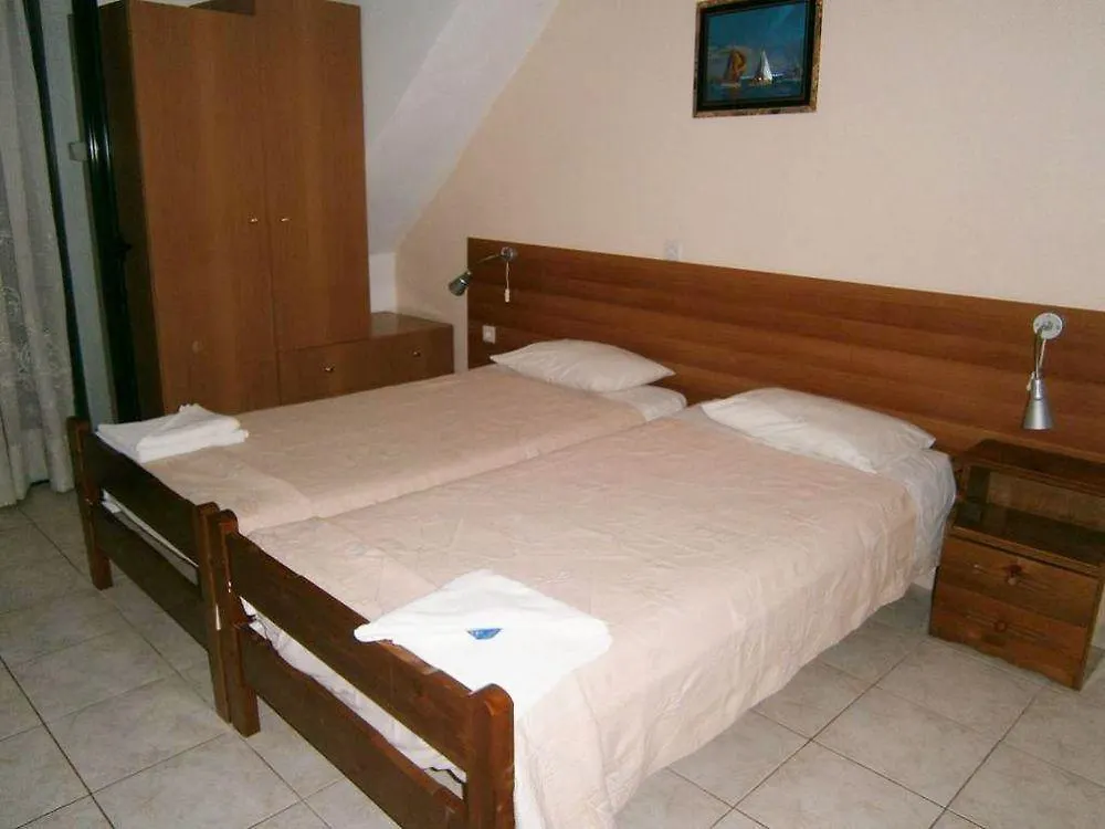 Aparthotel Petros Studios Poros
