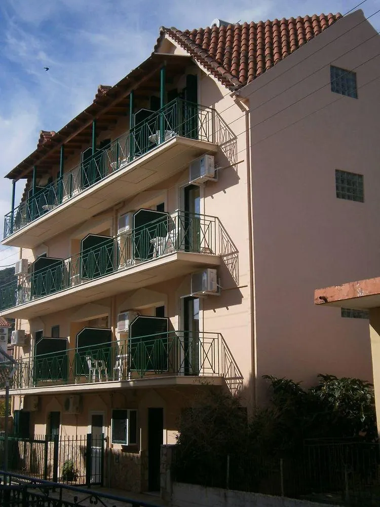 Petros Studios Poros