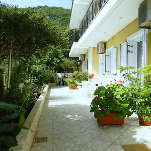 Aparthotel Ariston, Poros (Kefalonia)