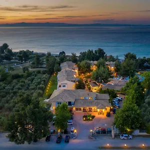 Lesse 4* Χαλκιδική