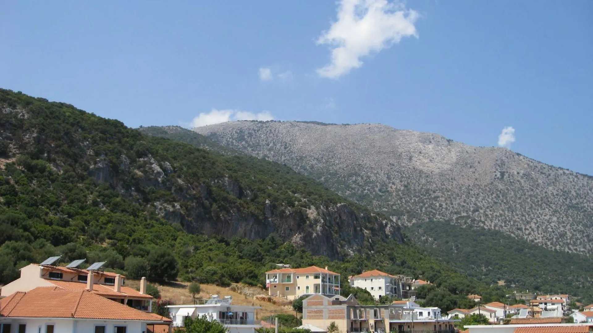 Ξενοδοχείο με διαμερίσματα Petros Studios Πόρος